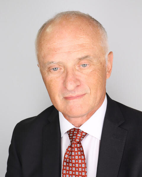 Kenneth R. Devault, M.D.