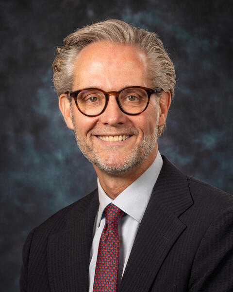 Daniel Saris