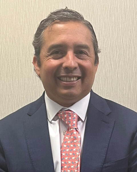 Carlos E. Vargas