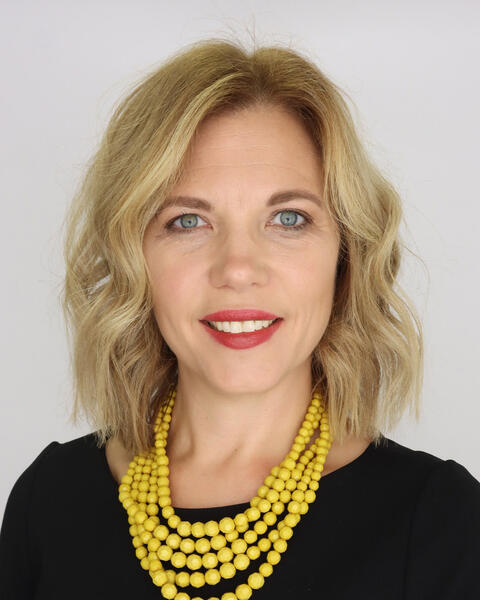 Leslie J. Donato